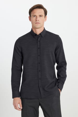 Pamuklu Slim Fit Dar Kesim Düğmeli Yaka Armürlü Esnek Gömlek
