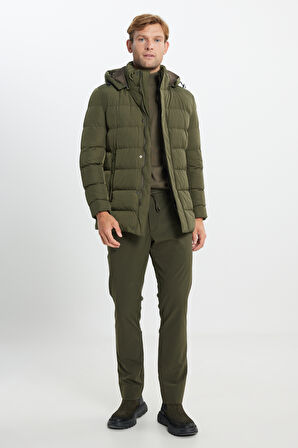 Standart Fit Normal Kesim Çıkma Kapüşon Yaka Yan Cepli Mont