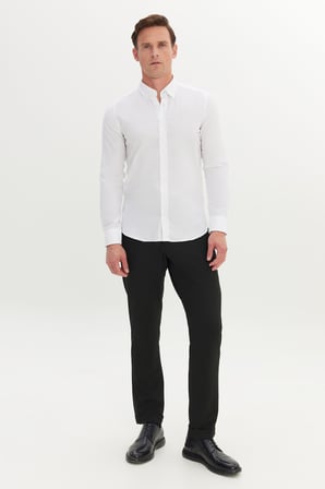 %100 Pamuk Slim Fit Dar Kesim Düğmeli Yaka Oxford Gömlek