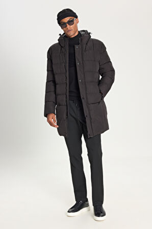 Standart Fit Normal Kesim Kapüşonlu Dik Yaka Yan Cepli Kaban