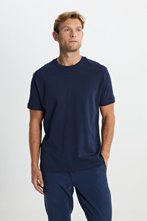 %100 Pamuk Modern Fit Normal Kesim Bisiklet Yaka Tişört