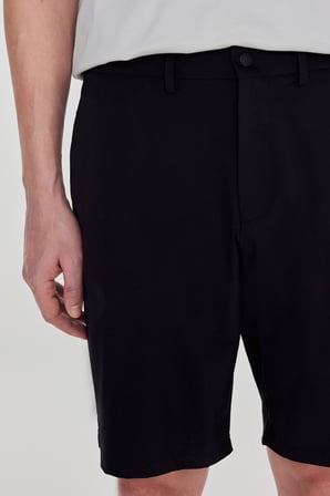 360 Her Yöne Esneyen Slim Fit Dar Kesim Beli Lastikli Yan Cep Şort