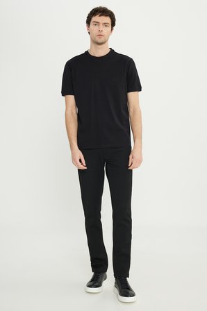 %100 Pamuk Slim Fit Dar Kesim Bisiklet Yaka Jakarlı Tişört