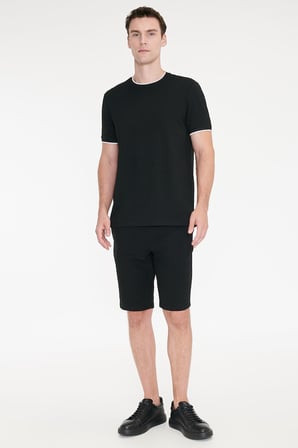 Slim Fit Dar Kesim Yan Cepli Gofre Desenli Esnek Şort