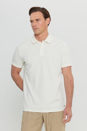 Pamuklu Slim Fit Dar Kesim Polo Yaka Jakarlı Esnek Tişört