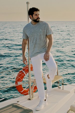 %100 Keten Slim Fit Dar Kesim Çizgili Bisiklet Yaka Tişört