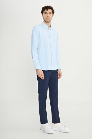 Slim Fit Dar Kesim Düğmeli Yaka Armürlü Gofre Desenli Gömlek