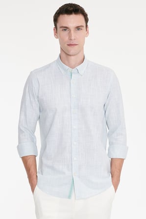 %100 Pamuk Slim Fit Dar Kesim Düğmeli Yaka Armürlü Flamlı Gömlek