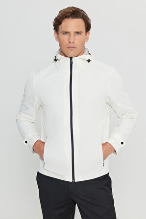 Softshell Rüzgar Geçirmez Standart Fit Normal Kesim Kapüşonlu Cepli Mont