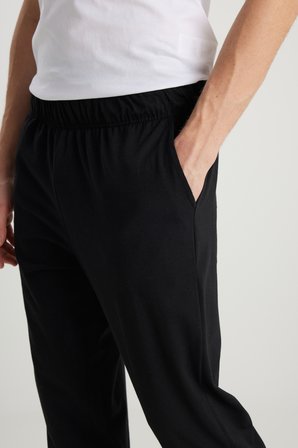 Pamuklu Rahat V Yaka Beli Lastikli Cepli Pijama Takımı