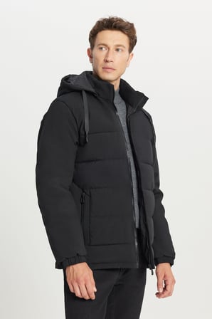 Standart Fit Normal Kesim Dik Yaka Kapüşonlu Yan Cepli Casual Mont
