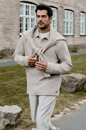 Pamuklu Slim Fit Dar Kesim Polo Yaka Uzun Kollu Tişört