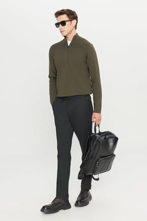 Pamuklu Slim Fit Dar Kesim Bato Yaka Dokulu Triko Kazak