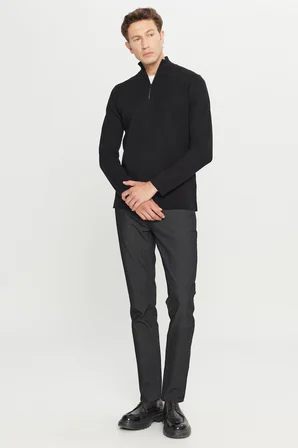 Pamuklu Slim Fit Dar Kesim Bato Yaka Dokulu Triko Kazak