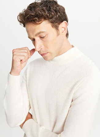 Altınyıldız Classics Yarım balıkçı Yaka Standart Ekru Erkek Kazak ACE049261482_EKR