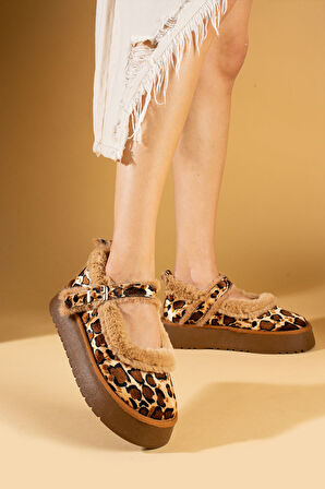 Pembe Potin Kalın Taban Tüy Detaylı Tokalı Kadın Babet 53-0130-24