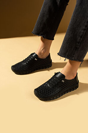 Pembe Potin Hakiki Deri Lazer Kesim Hafif Comfort Taban Lastikli Kadın Spor Ayakkabı 59-690-25