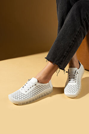 Pembe Potin Hakiki Deri Lazer Kesim Hafif Comfort Taban Lastikli Kadın Spor Ayakkabı 59-690-25