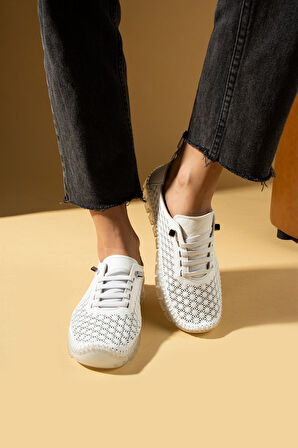 Pembe Potin Hakiki Deri Lazer Kesim Hafif Comfort Taban Lastikli Kadın Spor Ayakkabı 59-690-25