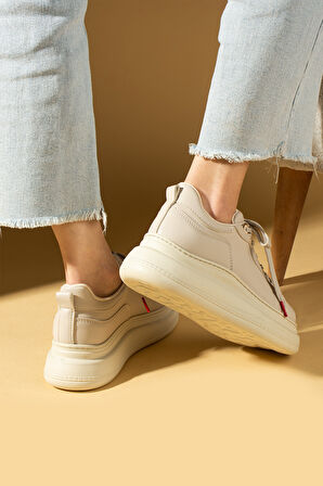 Pembe Potin Yüksek Taban Bağcıklı Comfort Kadın Sneakers 36-1050-25