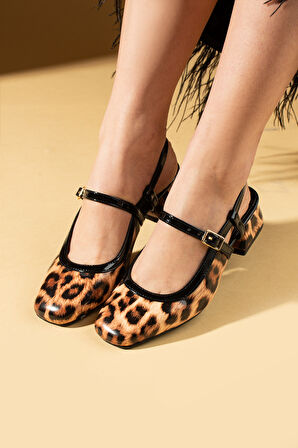 Pembe Potin Küt Burunlu Tokalı Arkası Açık Kadın Topuklu Ayakkabı 53-56-25LeoparRugan