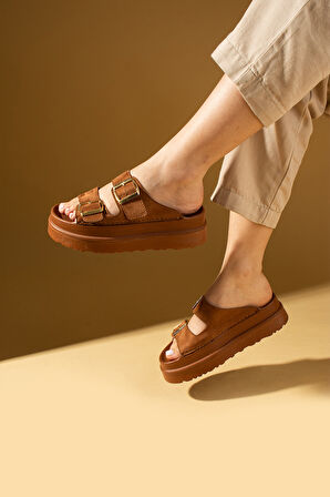 Pembe Potin Kalın Tabanlı Ayarlanabilir Çift Tokalı Kadın Terlik 024-024-25Süet