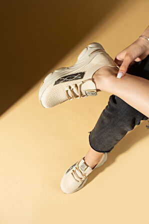 Pembe Potin Taş Detaylı Bağcıklı Triko Rahat Taban Kadın Sneakers 36-871-25