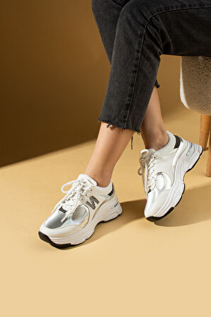 Pembe Potin Taş Detaylı Rahat Taban Bağcıklı Kadın Sneaker 36-874-25