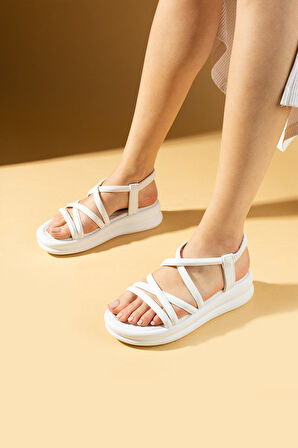 Pembe Potin Yüksek Taban Arkası Lastikli Kadın Sandalet 57-285-24Cilt