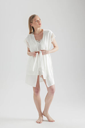 Kadın Vegan Dokuma Dantel Detaylı Kimono