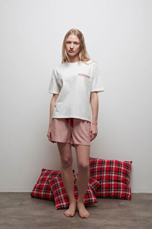 Kadın Pamuklu Kısa Kollu T-shirt