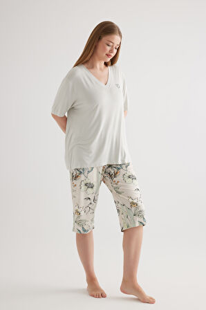 Kadın Plus Size Viskon V Yaka Kısa Kollu Kapri Pijama Takımı