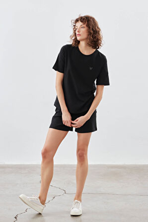 Kadın Pamuklu Kısa Kollu T-shirt Şortlu Pijama Takımı