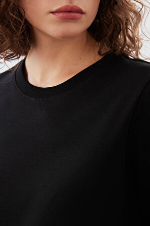 Kadın Pamuklu Kısa Kollu T-shirt