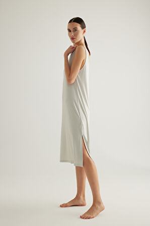 Kadın Viscose Yırtmaçlı Kalın Askılı Gecelik