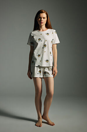 Kadın Pamuklu Kısa Kollu Şortlu Pijama Takımı
