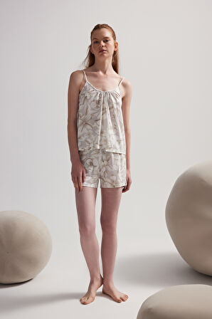 Kadın Viskon İp Askılı V Yaka Atlet Şortlu Pijama Takımı