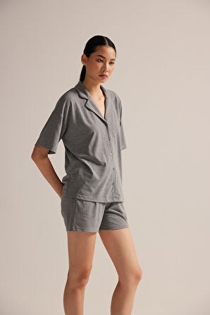 Kadın Pamuklu Kısa Kollu Gömlek Pijama Üstü