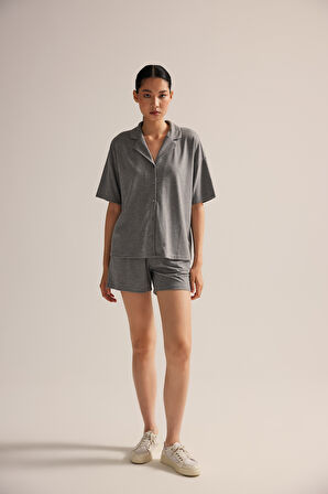 Kadın Pamuklu Kısa Kollu Gömlek Şortlu Pijama Takımı