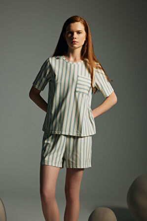 Kadın Pamuklu Kısa Kollu Şortlu Pijama Takımı