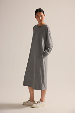 Kadın Pamuklu Uzun Kollu Cepli Yırtmaç Detaylı Gecelik