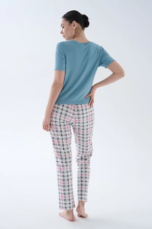 Kadın Pamuklu Kısa Kollu Uzun Pijama Takımı
