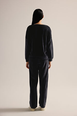 Kadın Pamuklu Kadife Yakası Saten Detaylı Sweatshirt