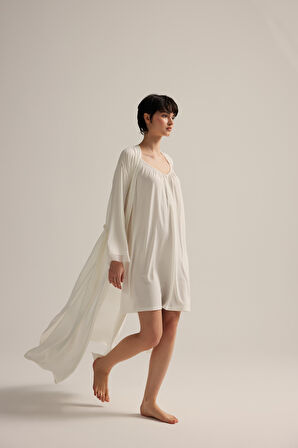 Kadın Viskon Dantel Detaylı Sabahlık