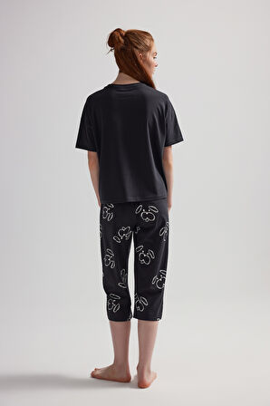 Kadın Pamuklu Kısa Kollu Kapri Pijama Takımı