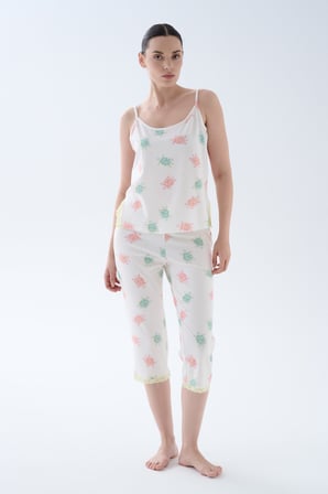 Kadın Pamuklu Ayarlanır İp Askılı Dantel Detaylı Atlet Pijama Üstü