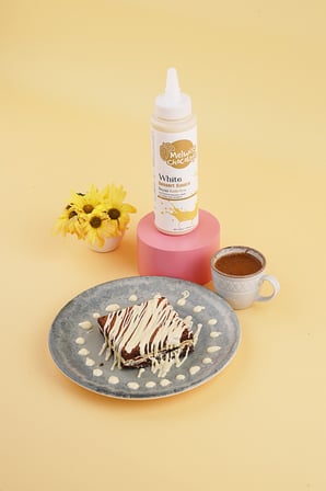 Melwiss Chocolate Beyaz Tatlı Sos 330gr - Waffle & Krep & Pankek Sosu x 4 Adet