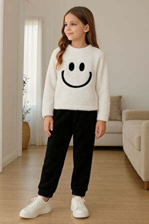 Kız - Erkek Çocuk Gülen Yüz Nakışlı Kışlık Peluş Takım Ak4006