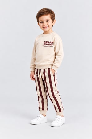 Erkek Çocuk Great New Day Baskılı Sweatshirt ve Çizgili Eşofman Altı 2’li Takım Ak124