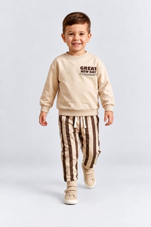 Erkek Çocuk Great New Day Baskılı Sweatshirt ve Çizgili Eşofman Altı 2’li Takım Ak124